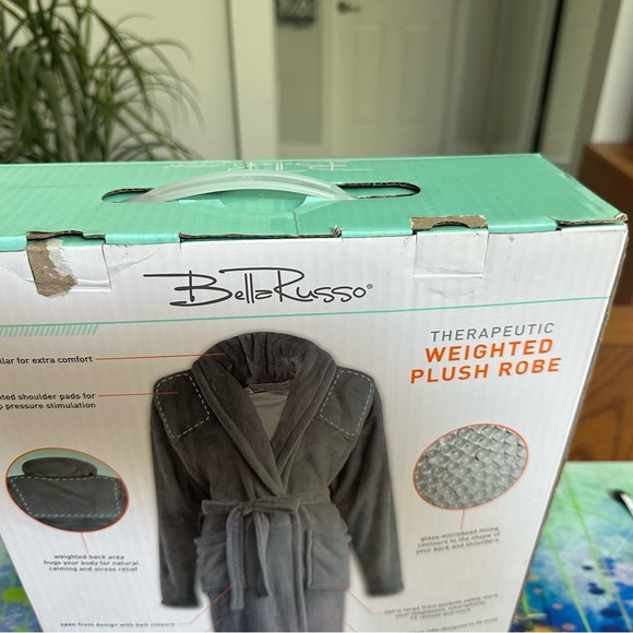It's Spa Day! Therapeutic Weighted Plush Robe Grey NEW Feel Comfy & Cozy Unisex - Picture 4 of 4